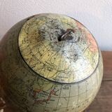 Huntley globe biscuit box - palmers cookies reading - London