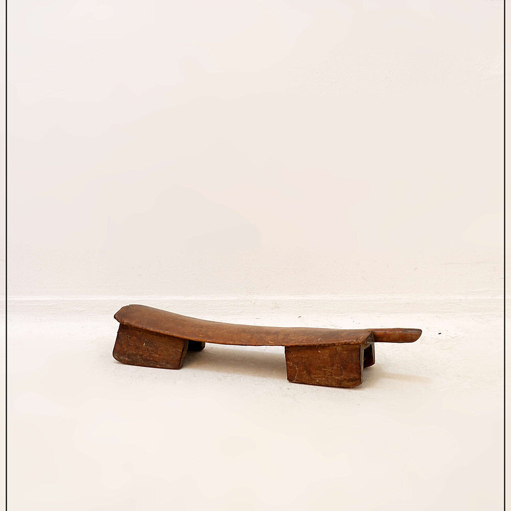 Tabouret ou appui-tête en bois sculpté - Afrique, 20ème siècle