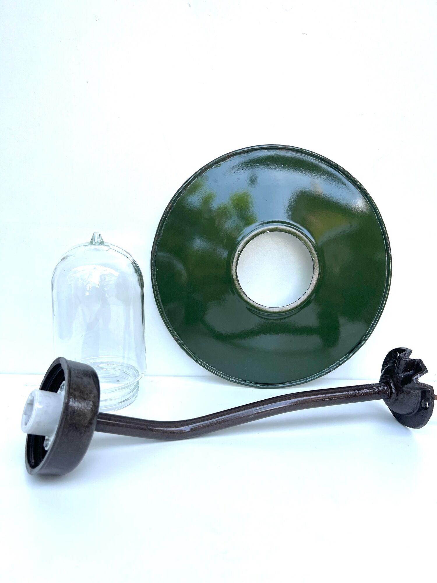Wall lamp COL de Cygne in cast steel, fully restored 1920 1930