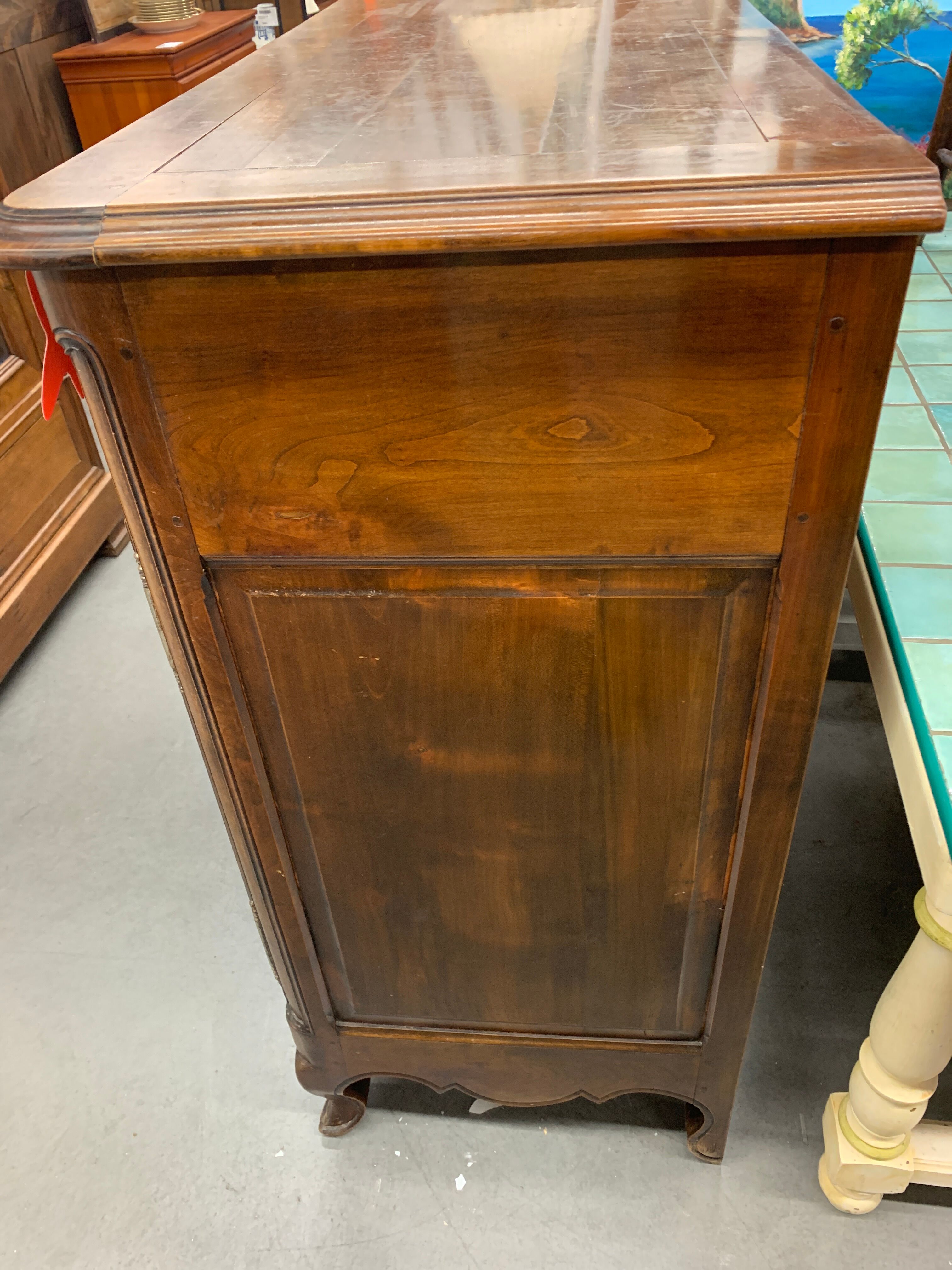 Walnut buffet 2 doors 19th