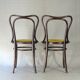 Deux chaises KOHN N°55 de Ca. 1900 cannées, teinte acajou américain.