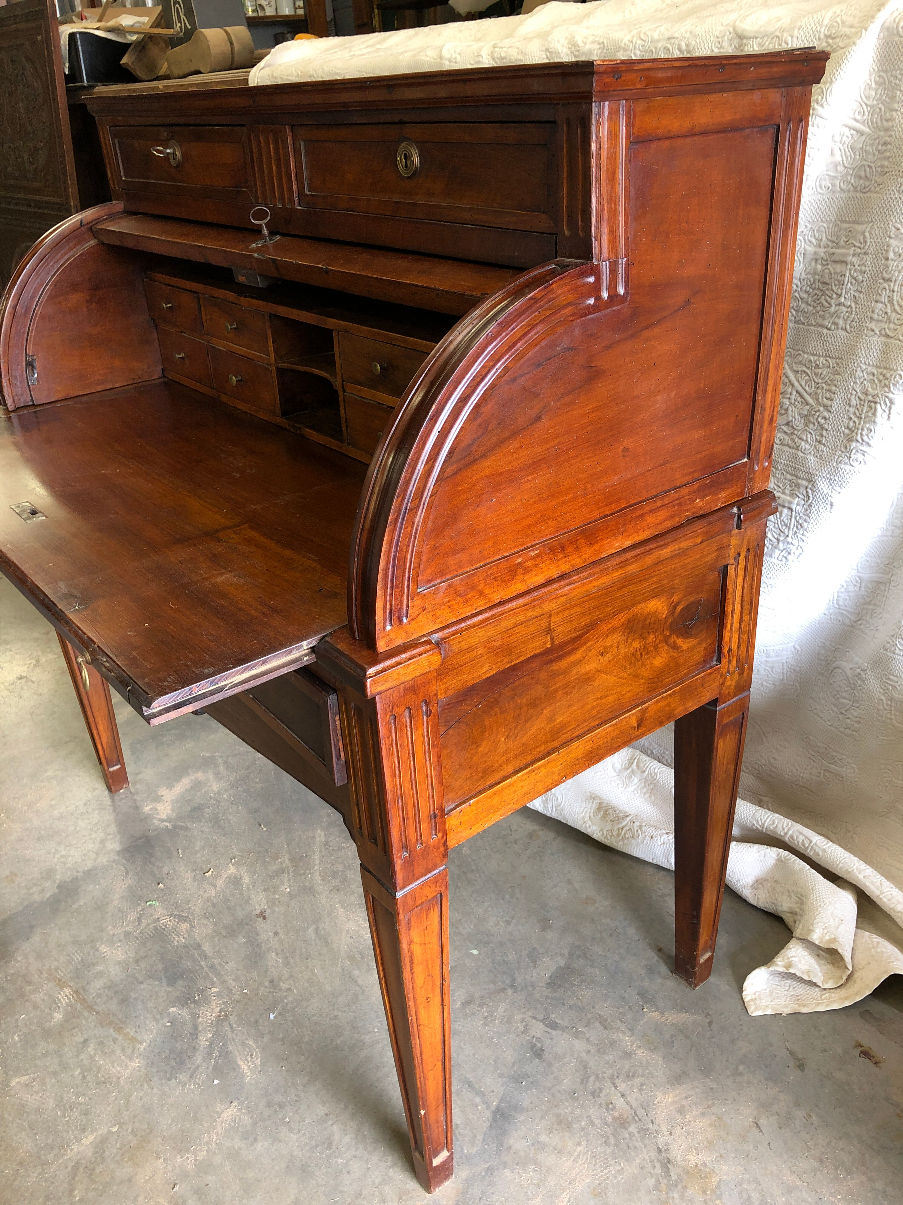 Bureau cylindre époque Louis XVI