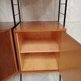 String shelf system