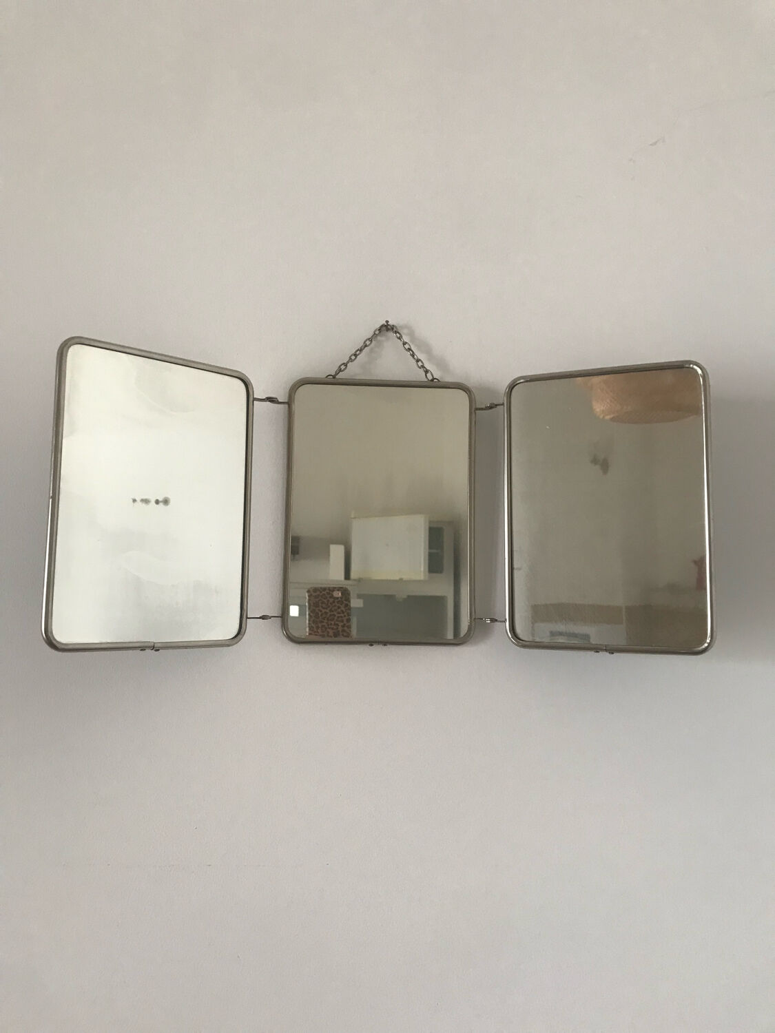 Triptych barber mirror