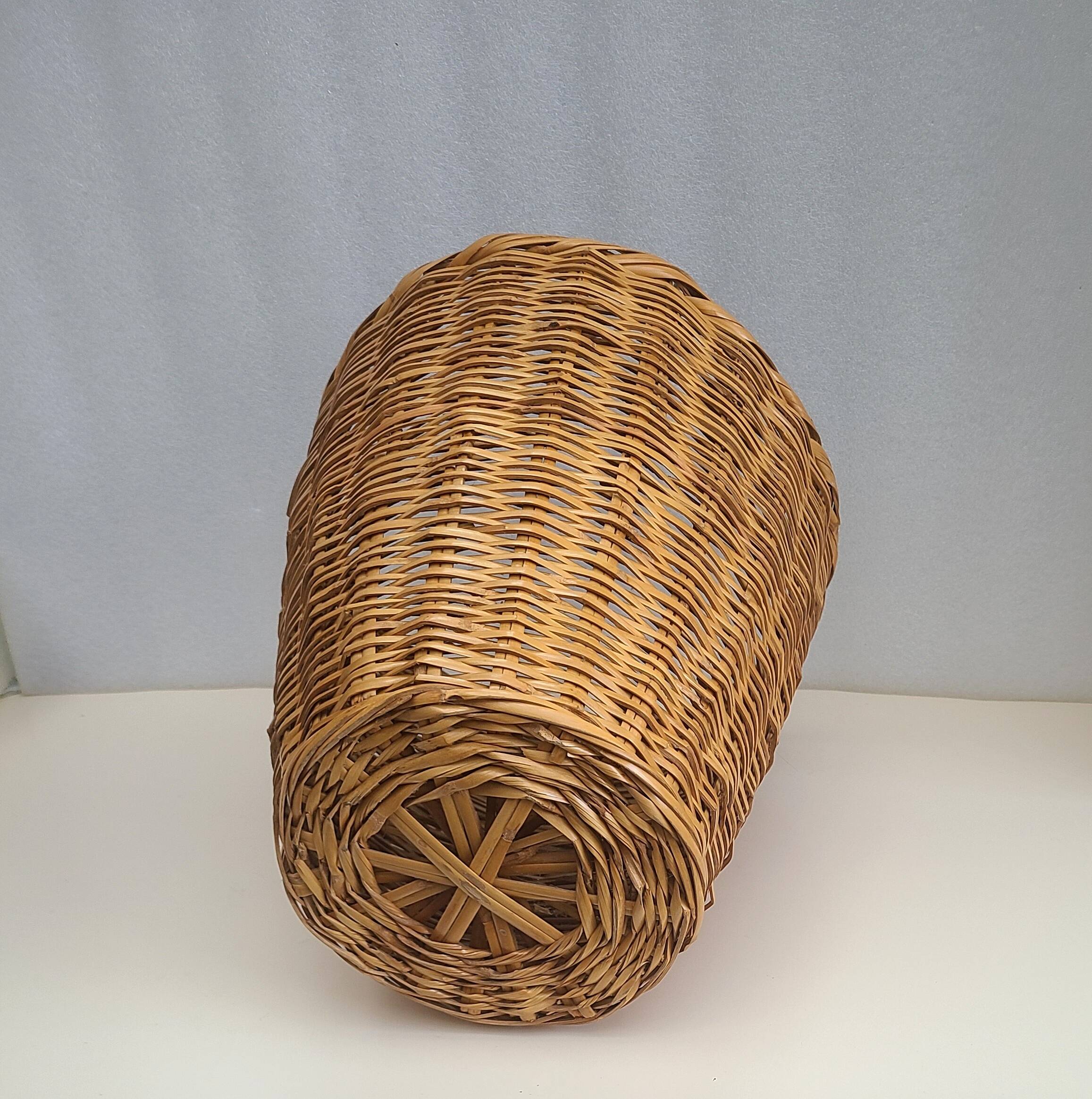 Natural bamboo basket