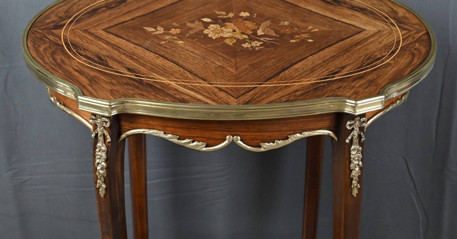 Table de salon guéridon en palissandre, style transition – 1re partie XXe
