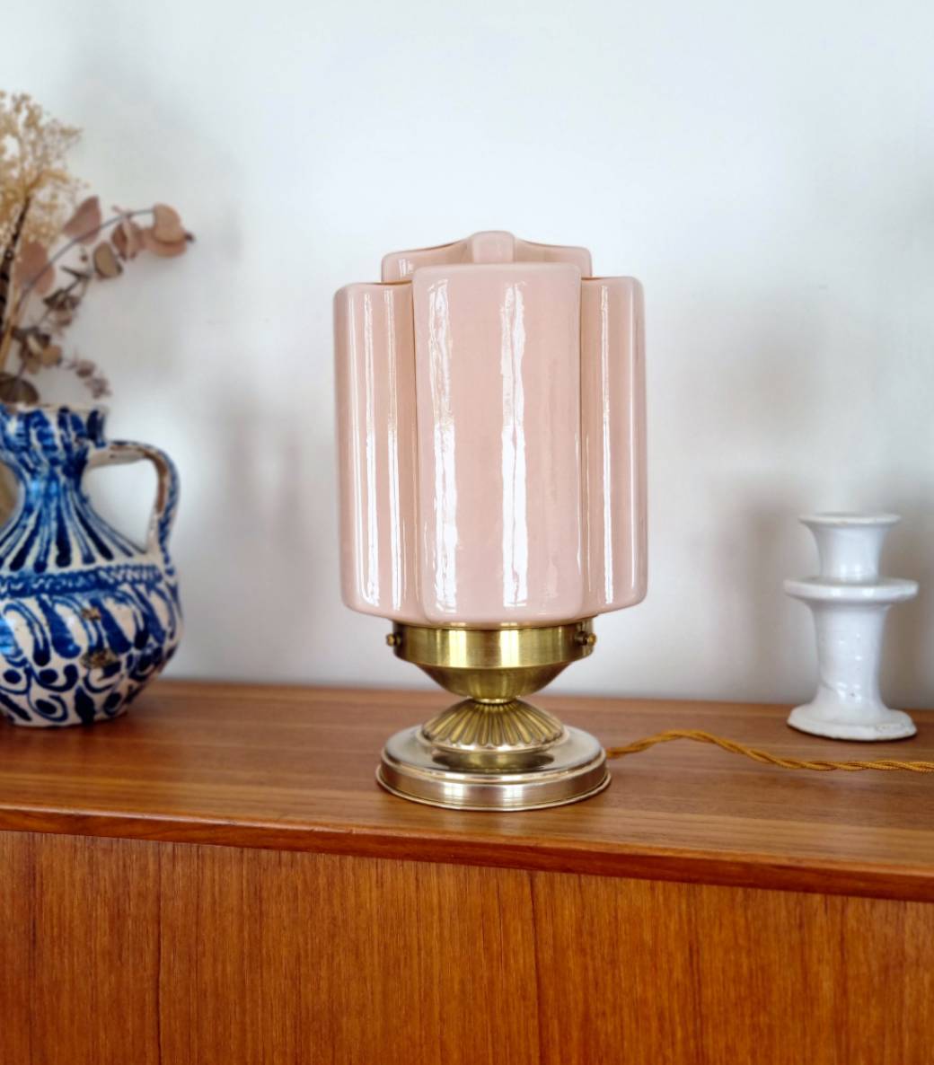 Osanna pink opaline lamp