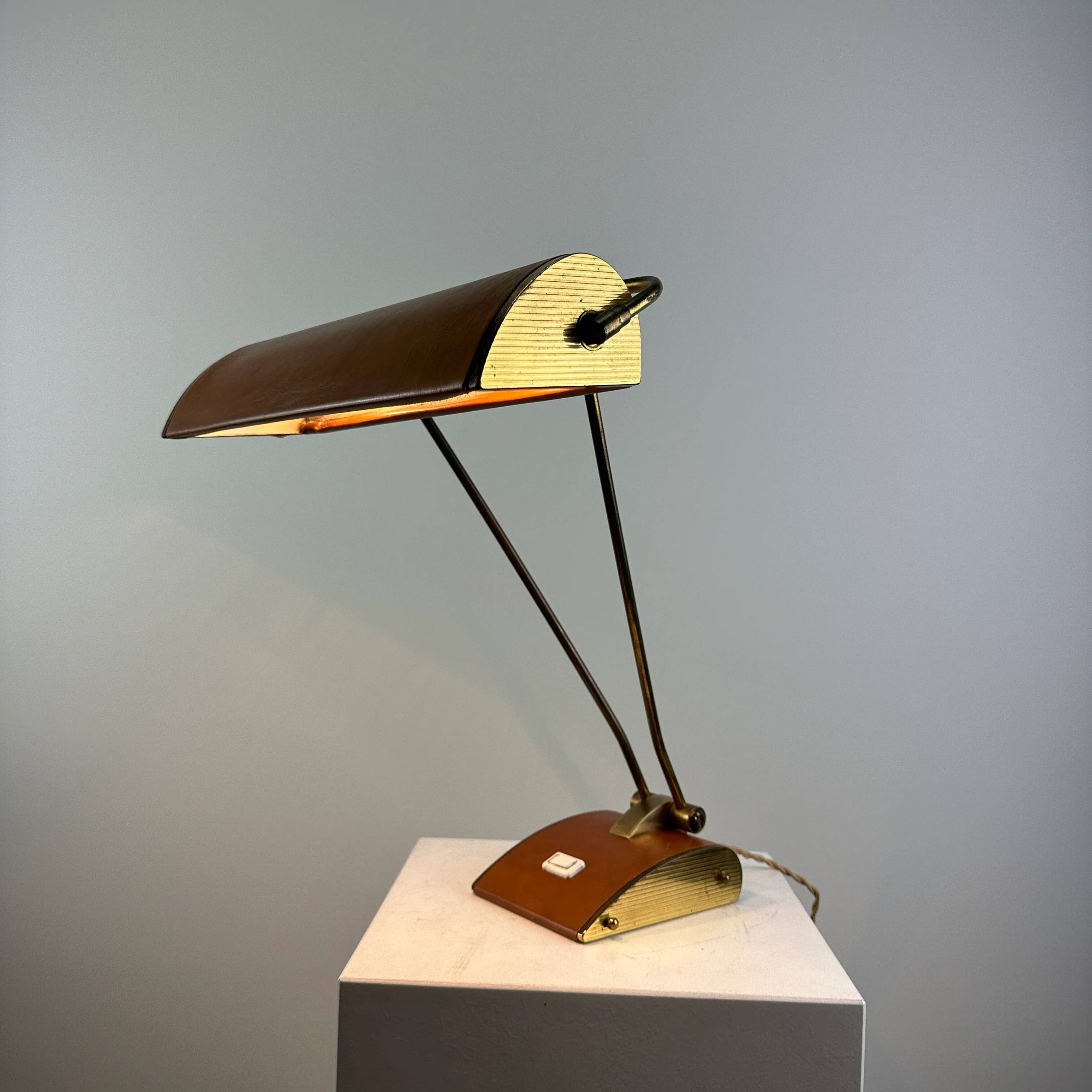 JUMO desk lamp in brass and leather by Eileen Grey, 1930