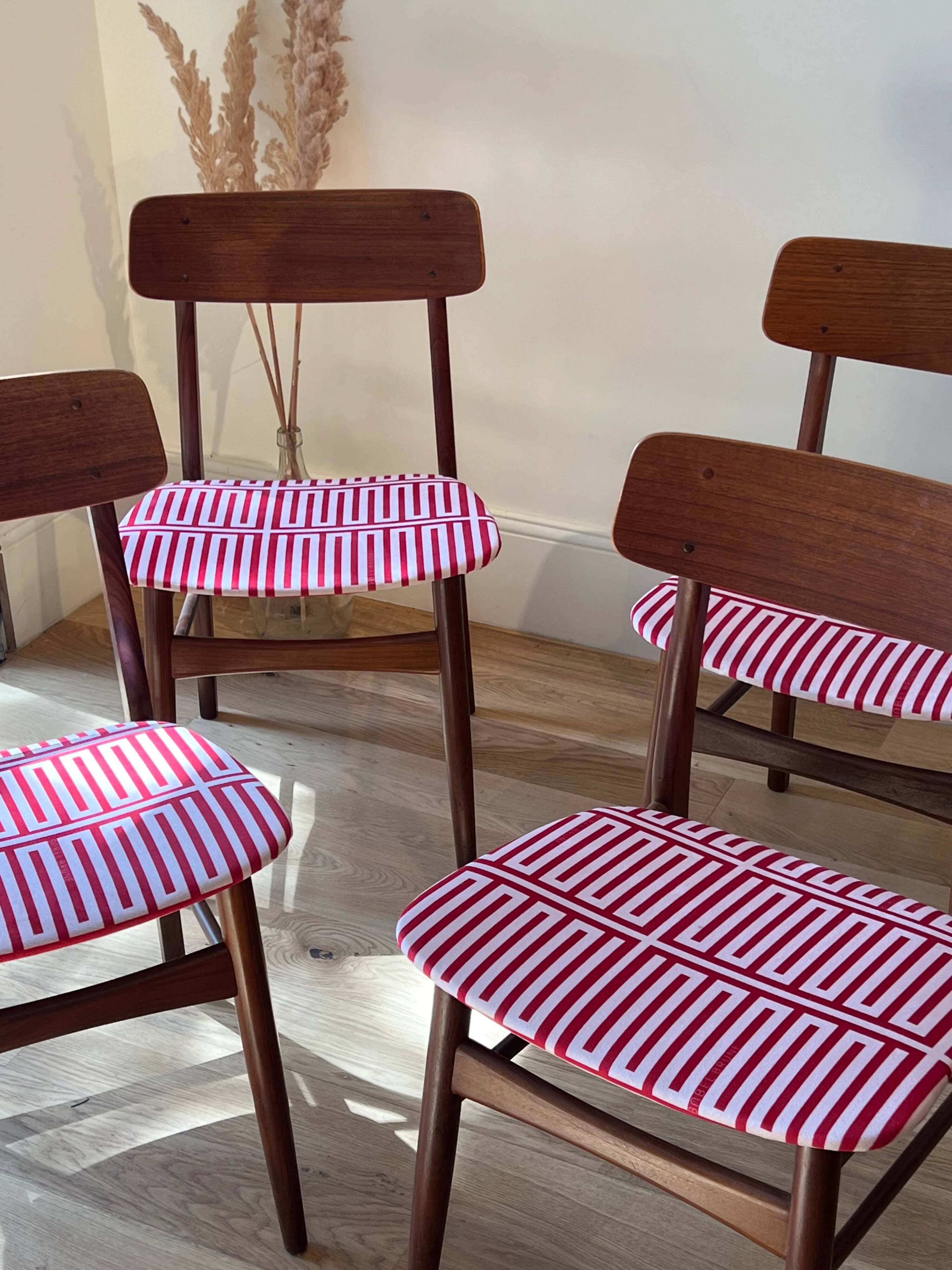 Set of 4 Scandinavian chairs "Willow" – Babel Brown Fabric