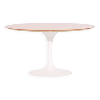 Table "Tulipe" en bois par Eero Saarinen pour Knoll International, USA 1958.