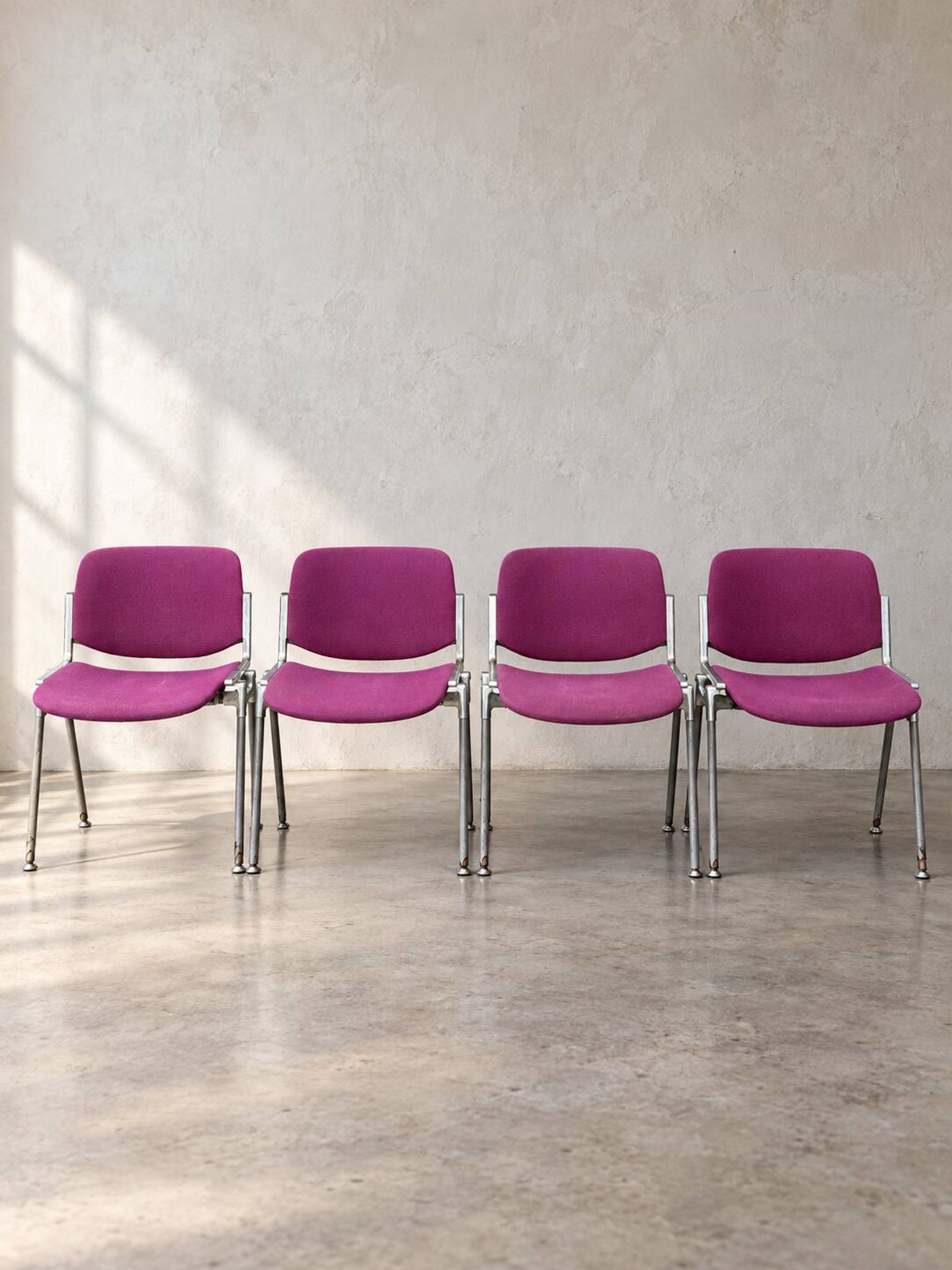 Ensemble de 4 chaises DSC 106 éd. Castelli