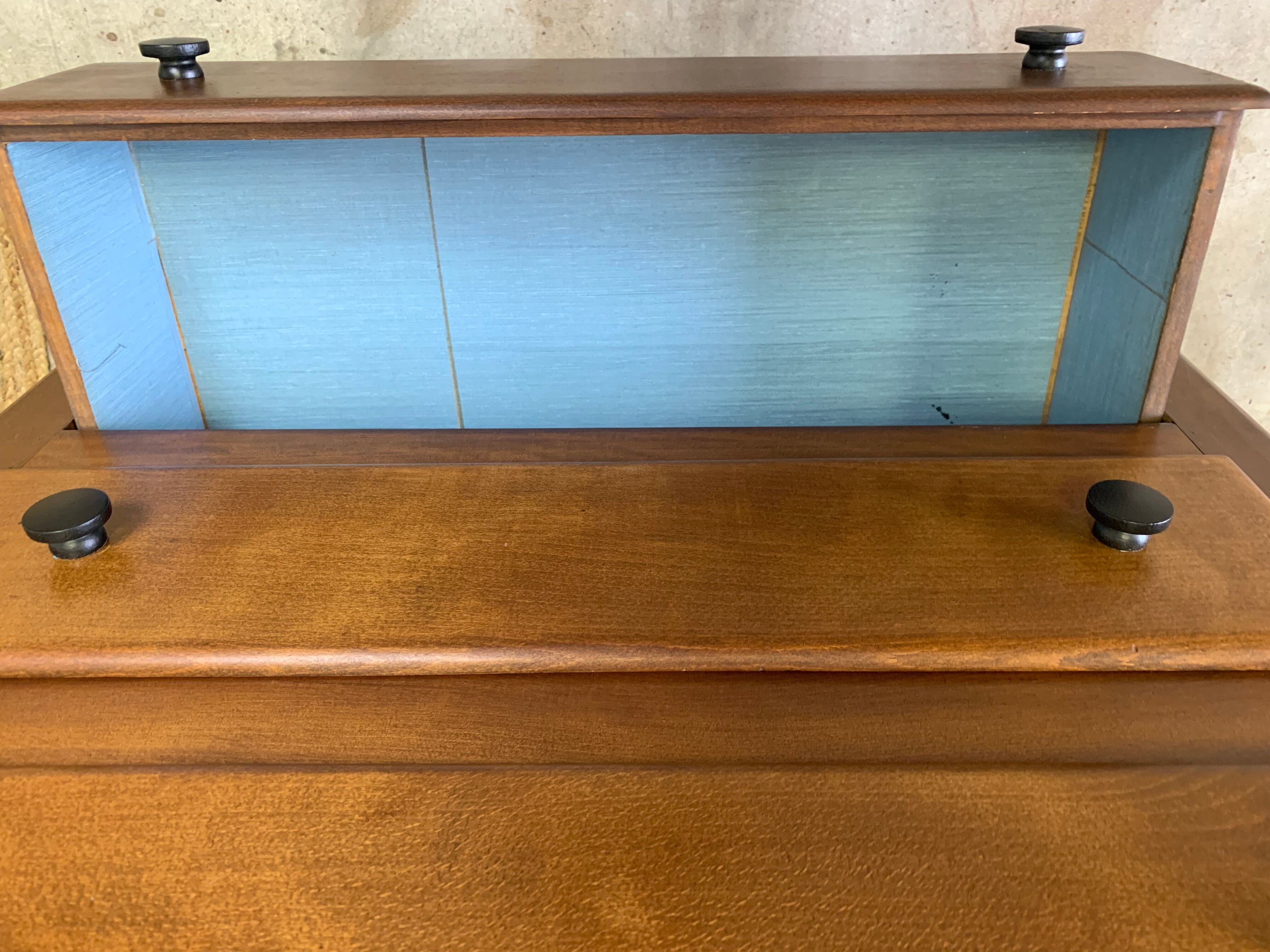 Commode vintage