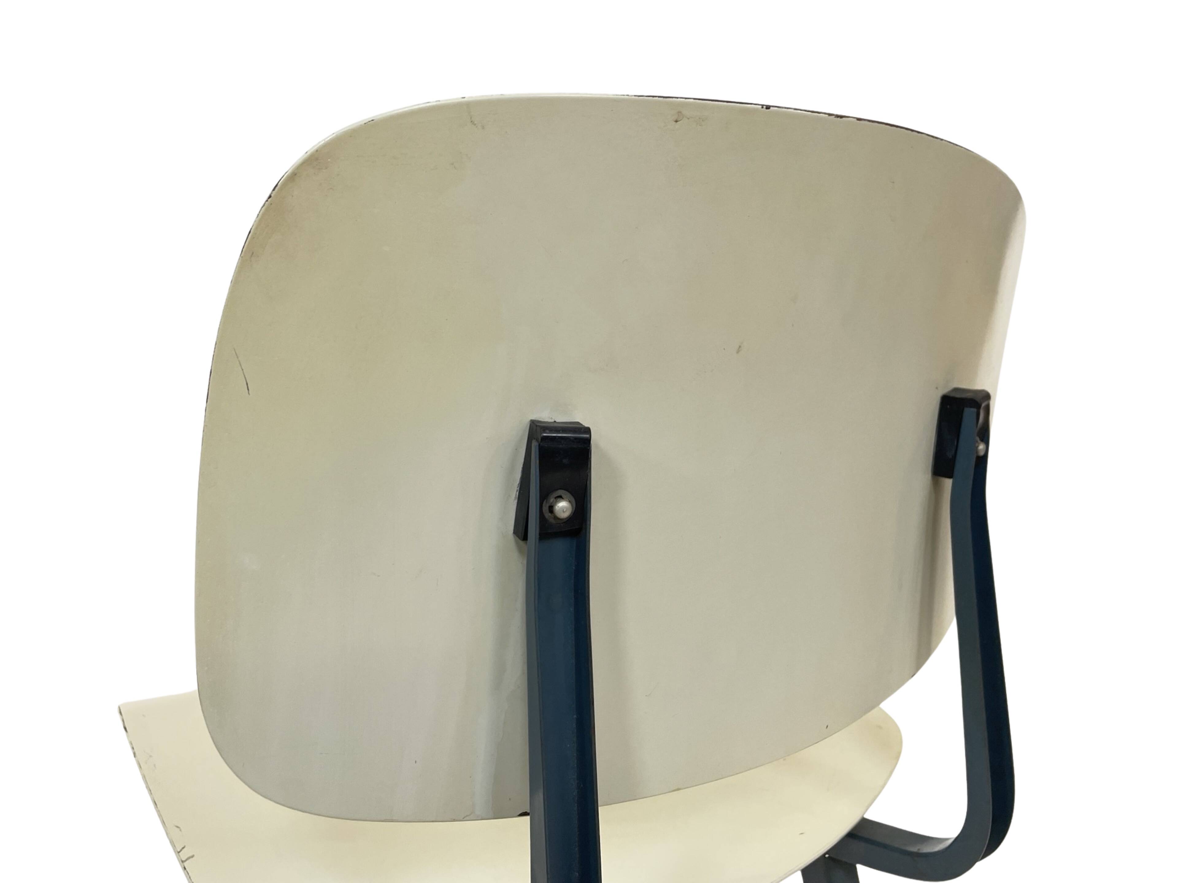 Vintage Friso Kramer Revolt chair for Ahrend de Cirkel 1960