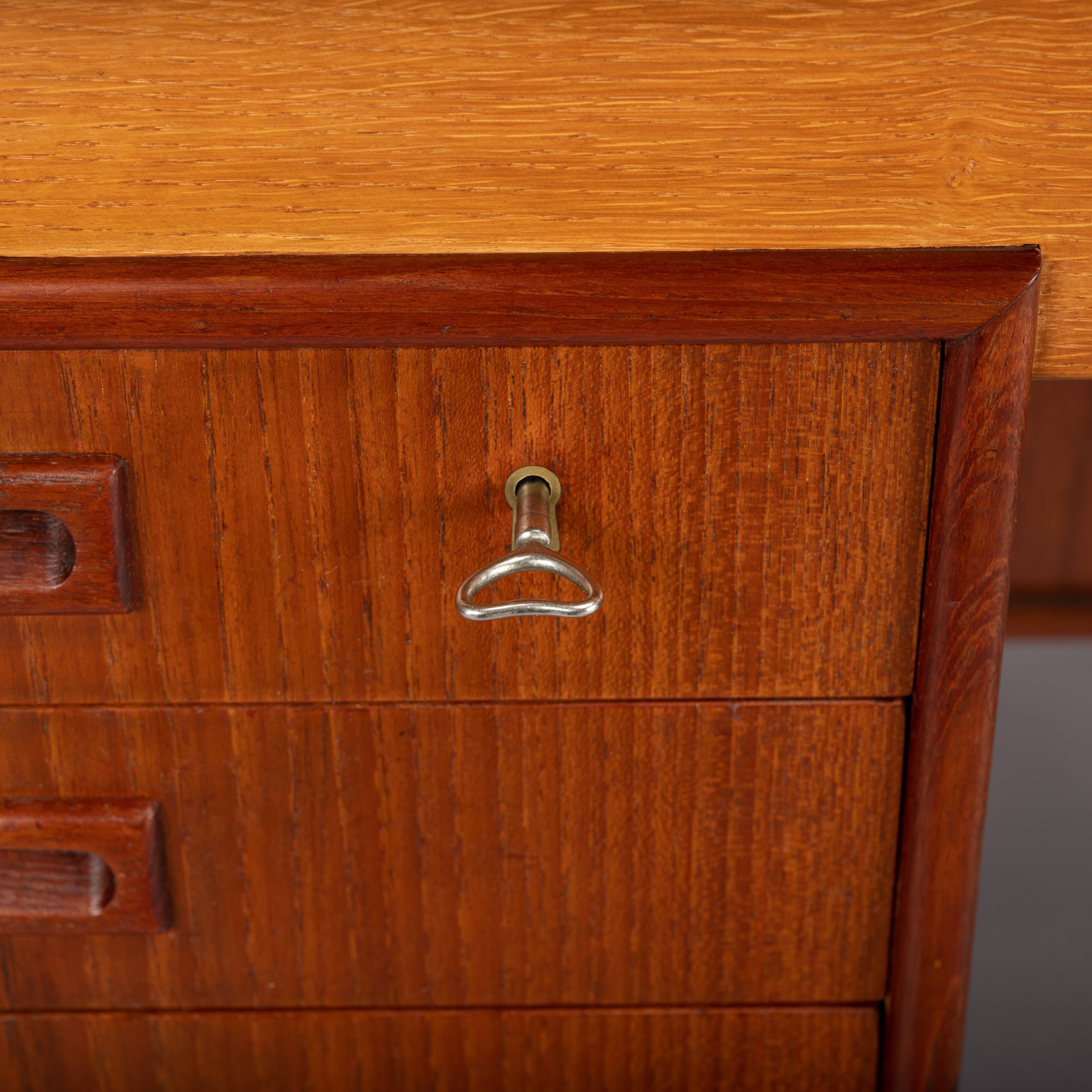 Vintage freestanding design desk, 1960s