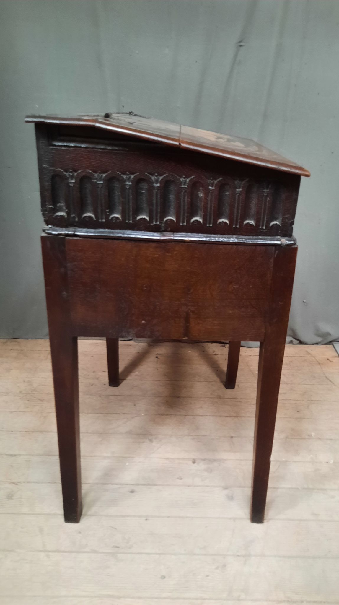 Meuble pupitre