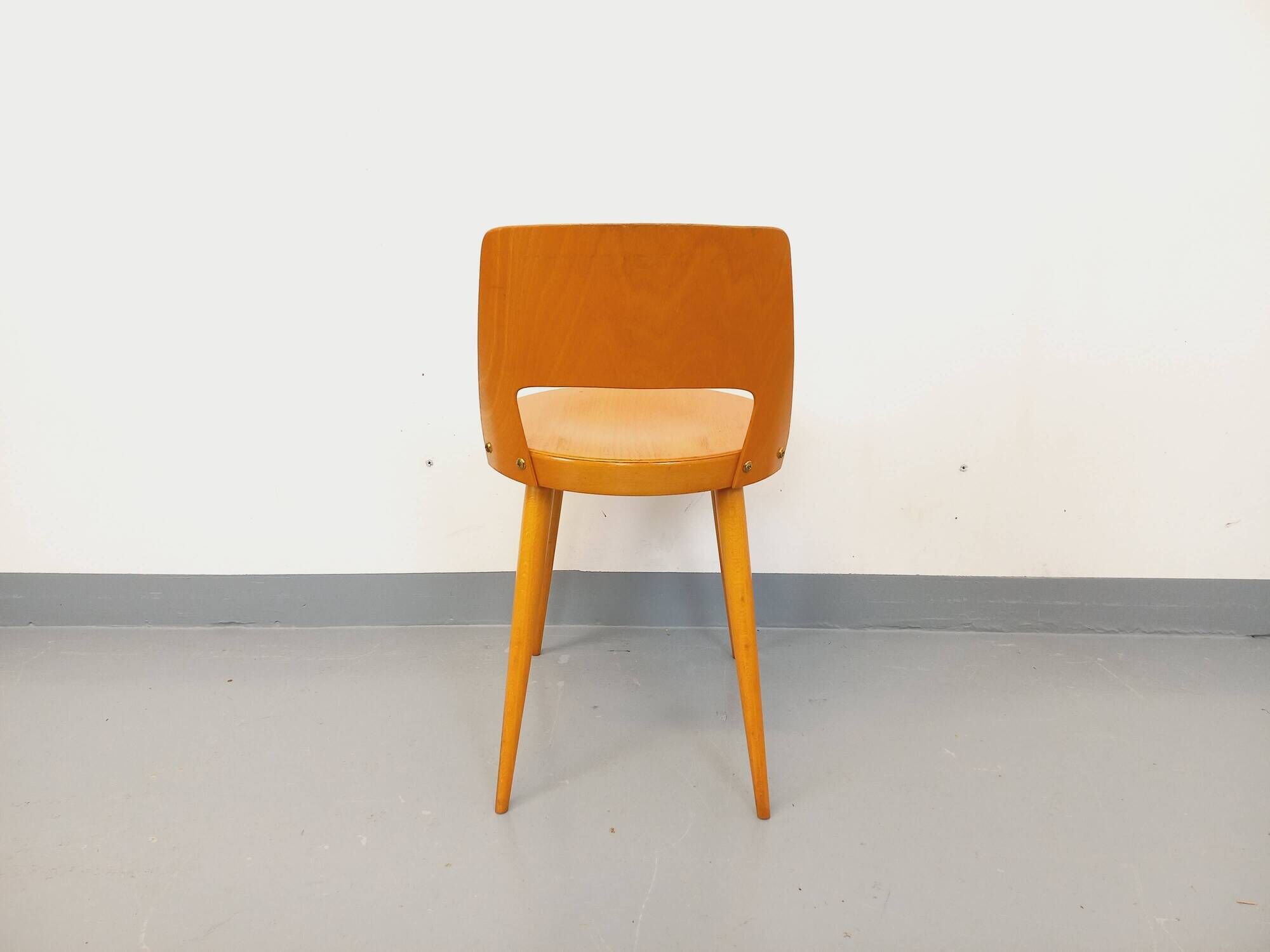 Chaise Mondor vintage de marque Baumann en bois des années 60