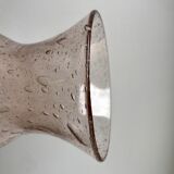 Vase en verre bullé de biot rose années 60-70