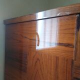 Armoire en bois palissandre laquée marqueterie