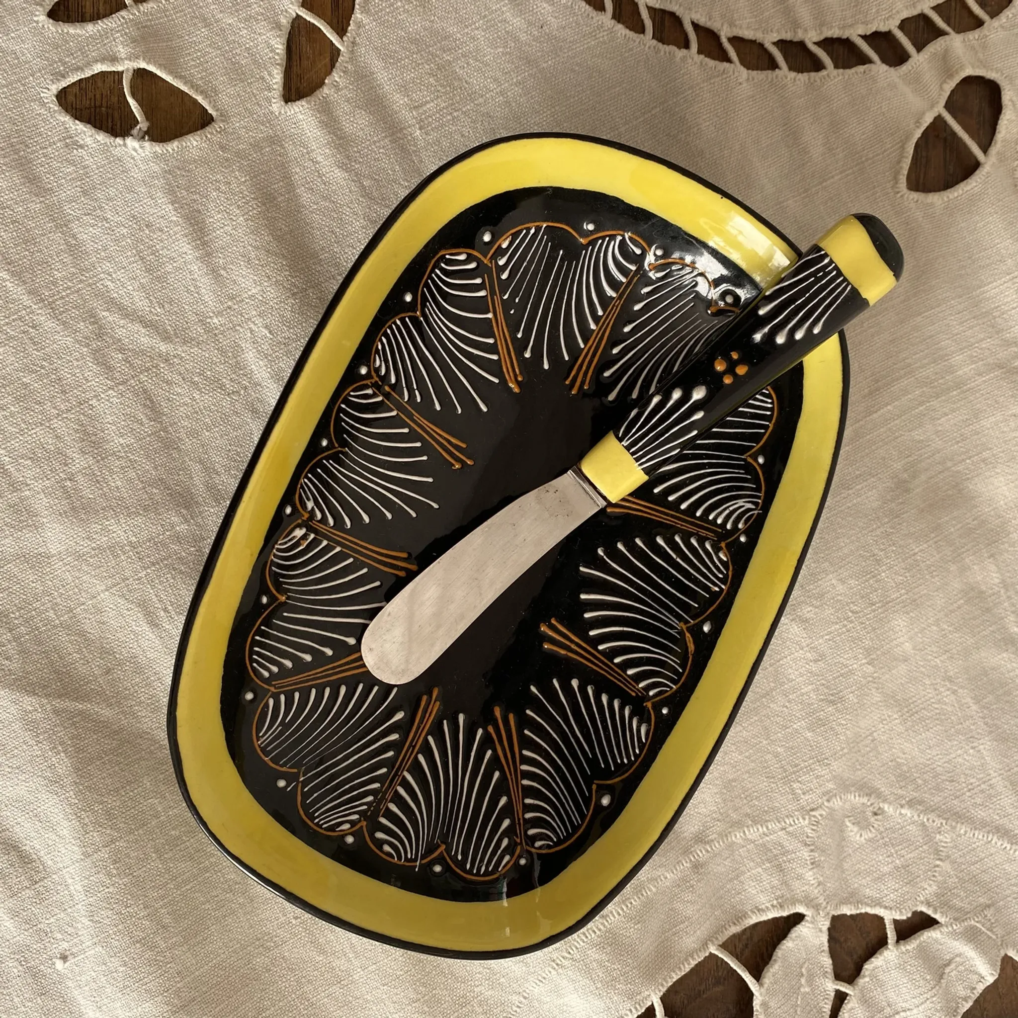 Beurrier et son couteau HB Quimper , années 60