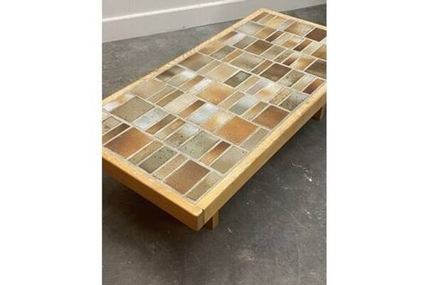 Maison Regain ceramic coffee table