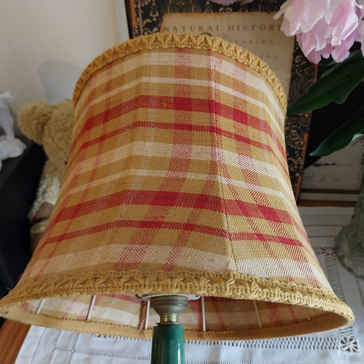 Vintage ceramic table lamp