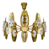 Oscar Torlasco brass chandelier of 25 inches with optical prism lenses, Italy, 1970s.