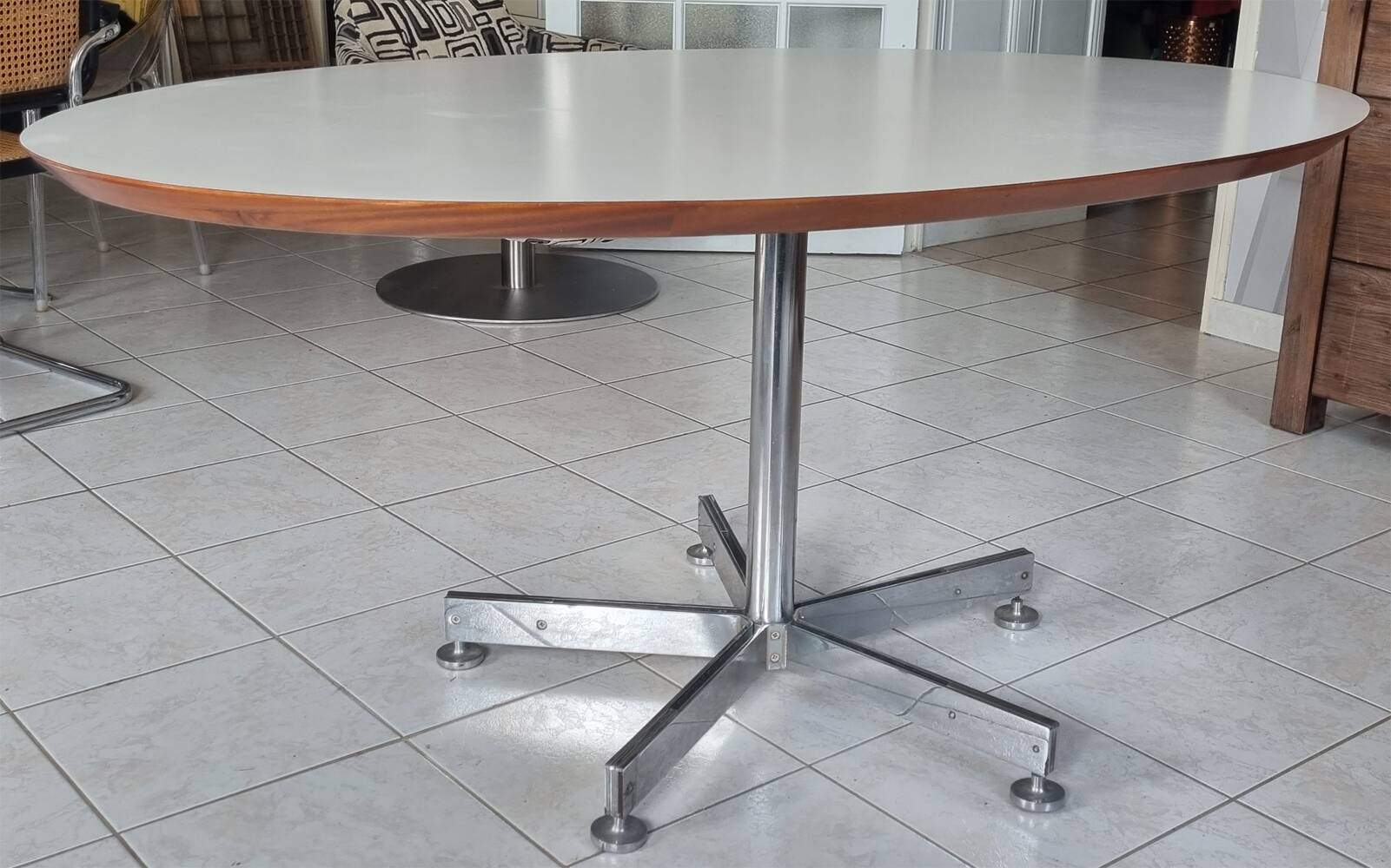 Roche Bobois oval table, white laminate and chrome, 1970s