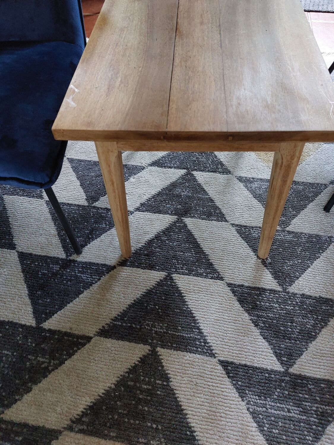 Scandinavian solid wood foot side table