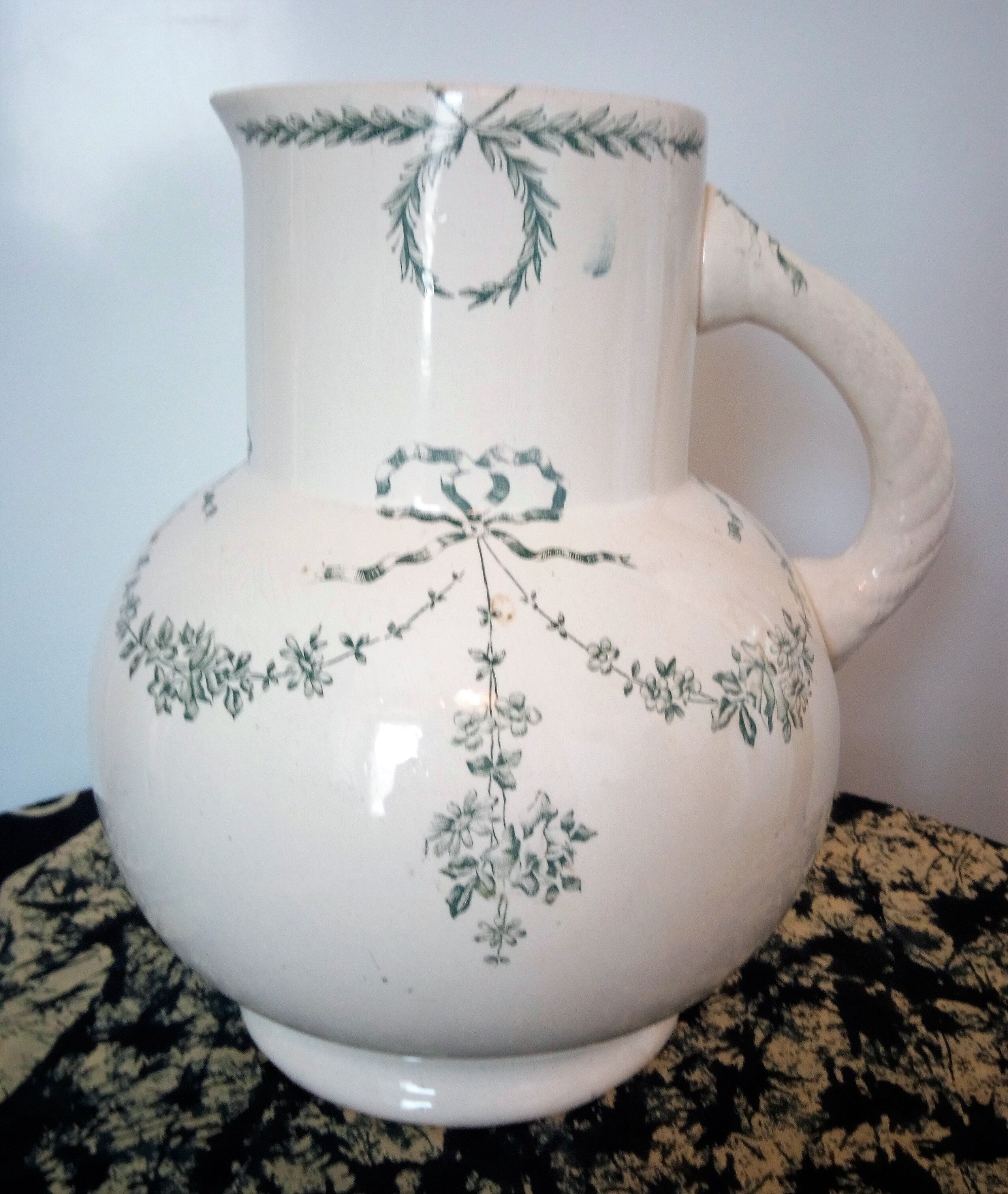 Broc de toilette Longchamp Rohan