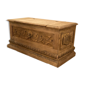 Massive wooden box