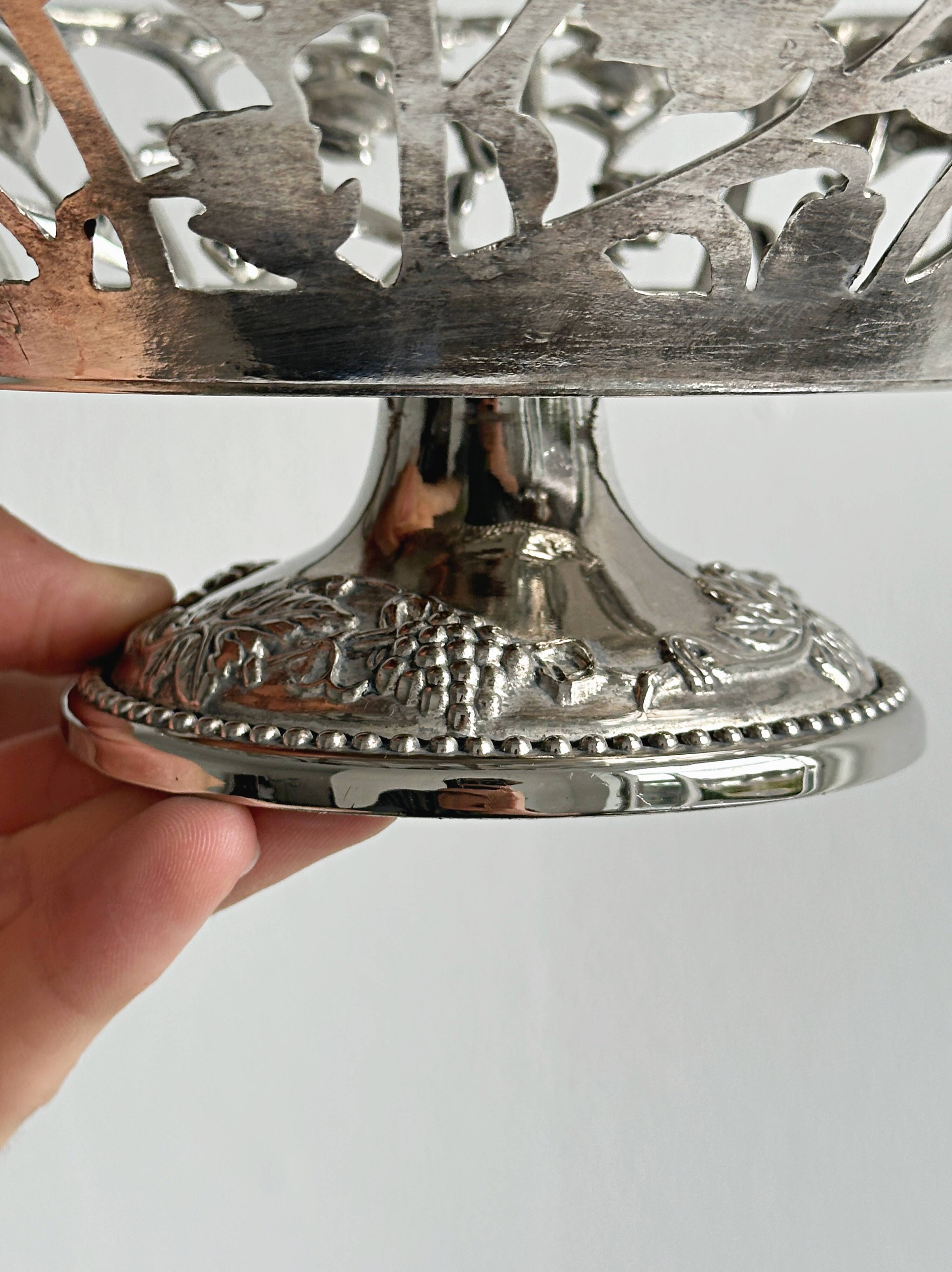 Silver-plated openwork metal stand