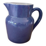 Sandstone pitcher