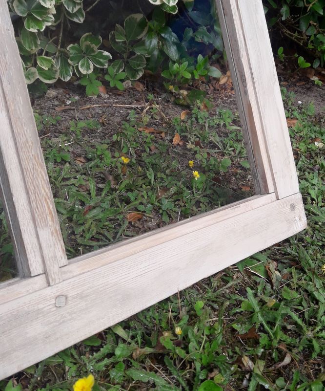 Glazed frame 70x70,5cm for partition