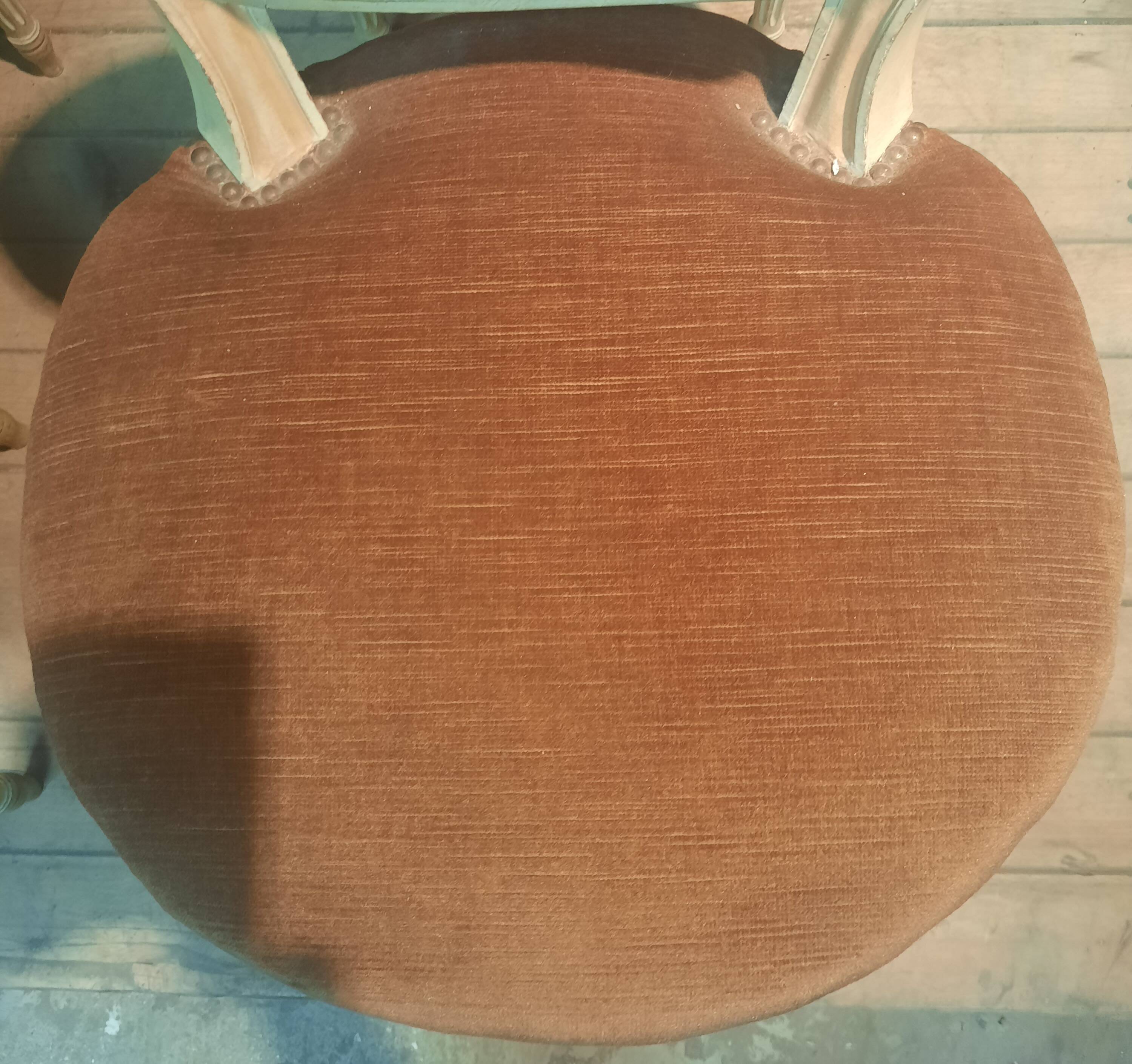 Set of 4 Louis XVI style medallion chairs