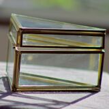 4 anciennes boites à bijoux en verre, laiton et miroir