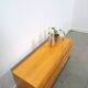Fineer tv meubel dressoir met lades en zwart stalen poten