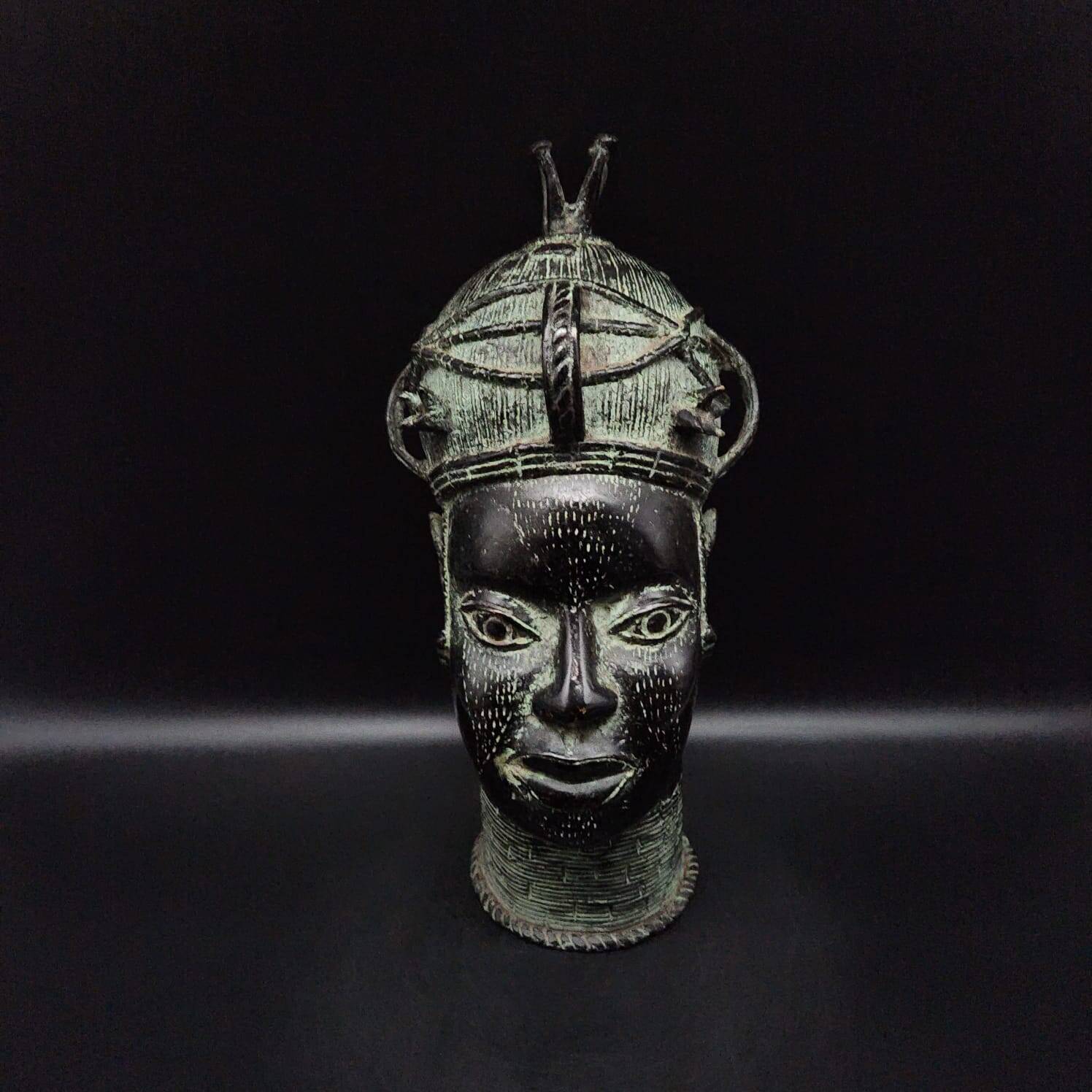 Queen head ife