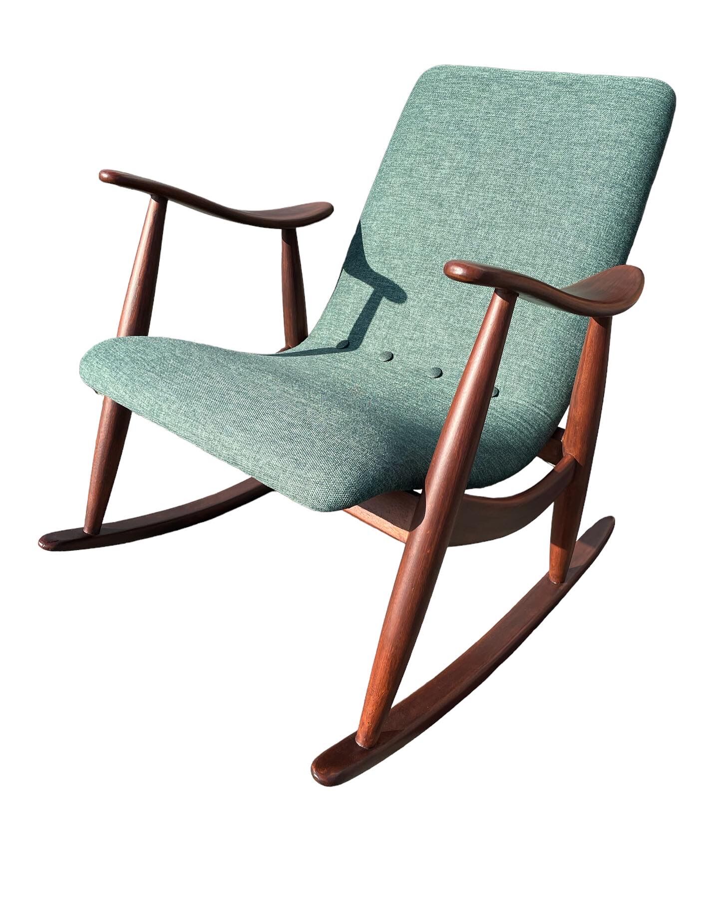 Wébe rocking chair