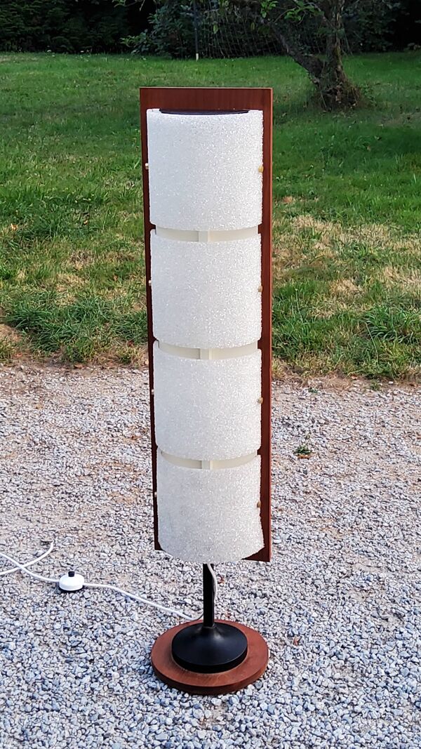 Lampadaire de style scandinave en teck et résine granitée des années 70