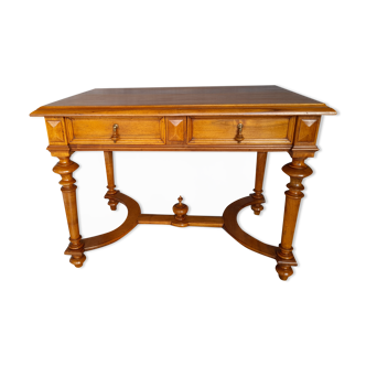 Desk in light solid walnut. 19th century era.