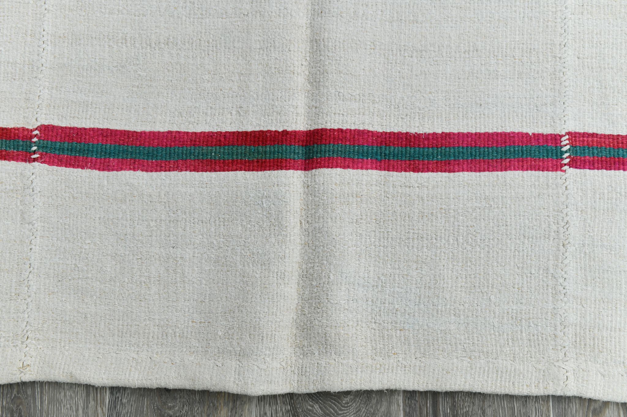 6x8 pinstriped turkish rug, 184x253cm