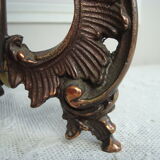 Rock-style table lamp with its vintage bird pattern shade