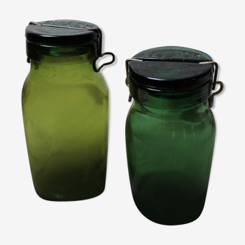 Batch of 2 green jars Bulach "Made in Switzerland"