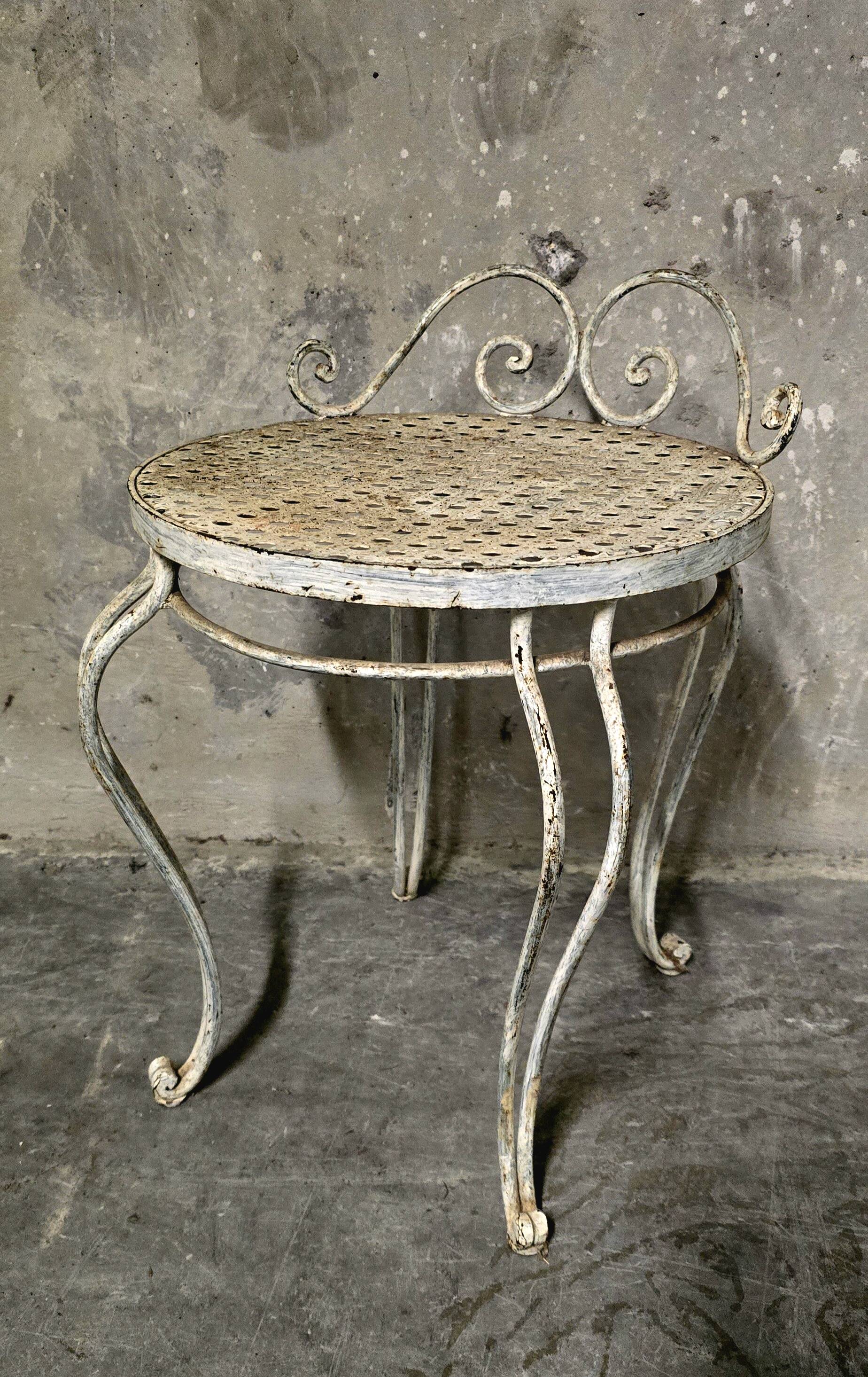 White wrought iron chair - 1940/1950