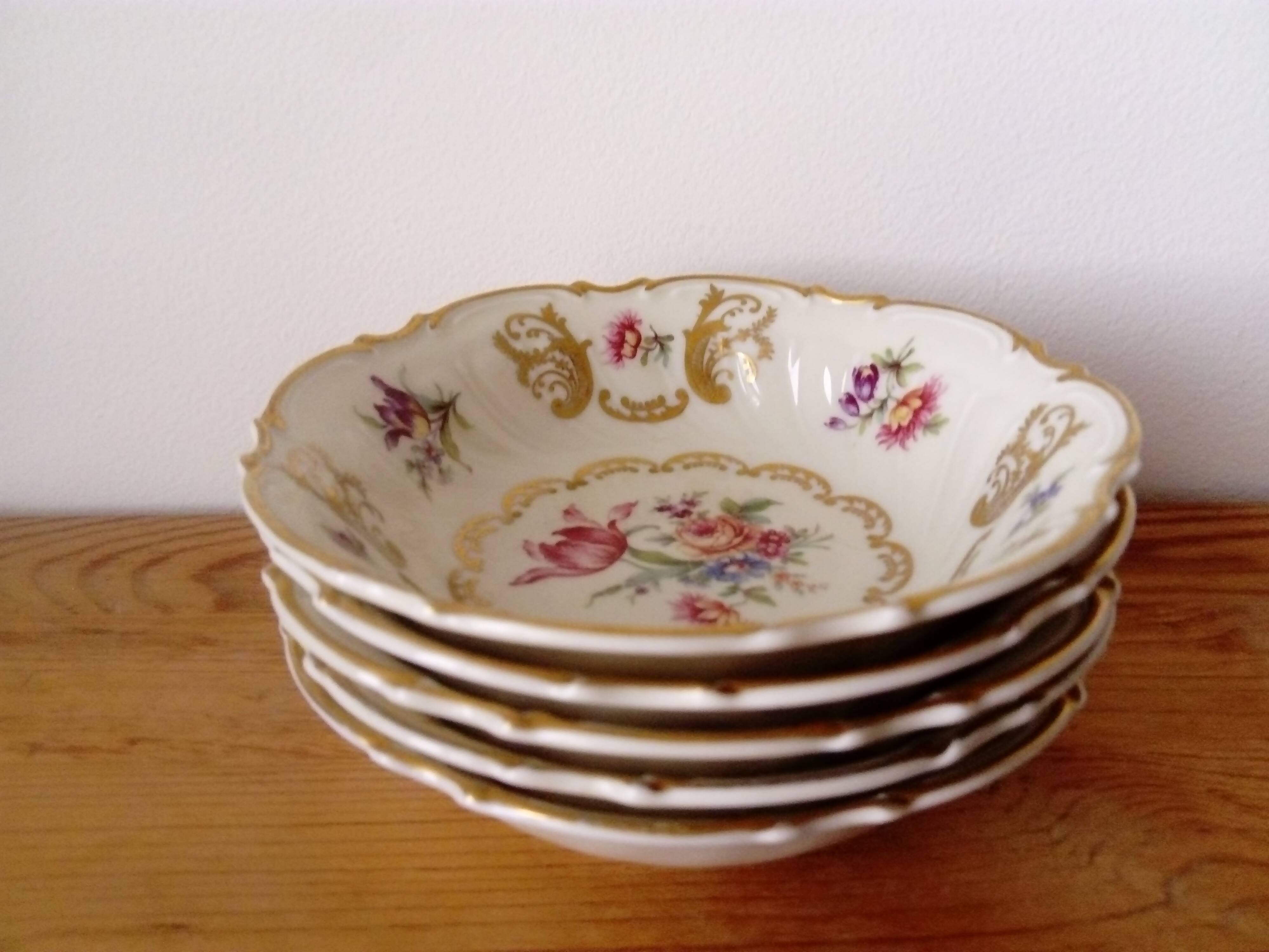 set of 5 old Bavaria fruit bowls decorated with flowers