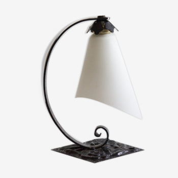 Art Deco pose lamp