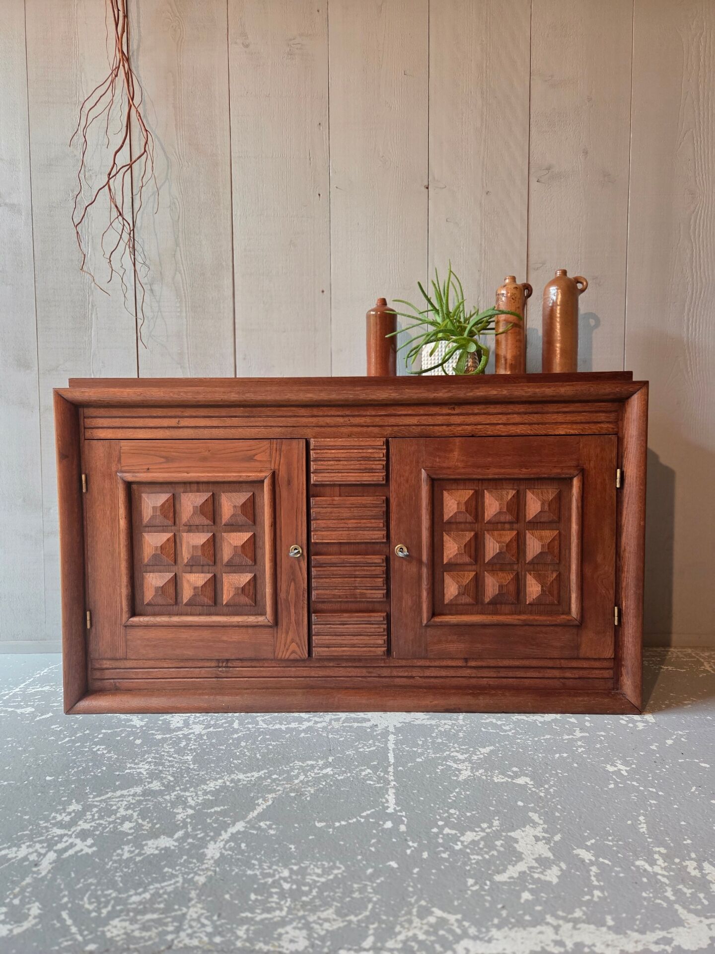 Buffet brutaliste
