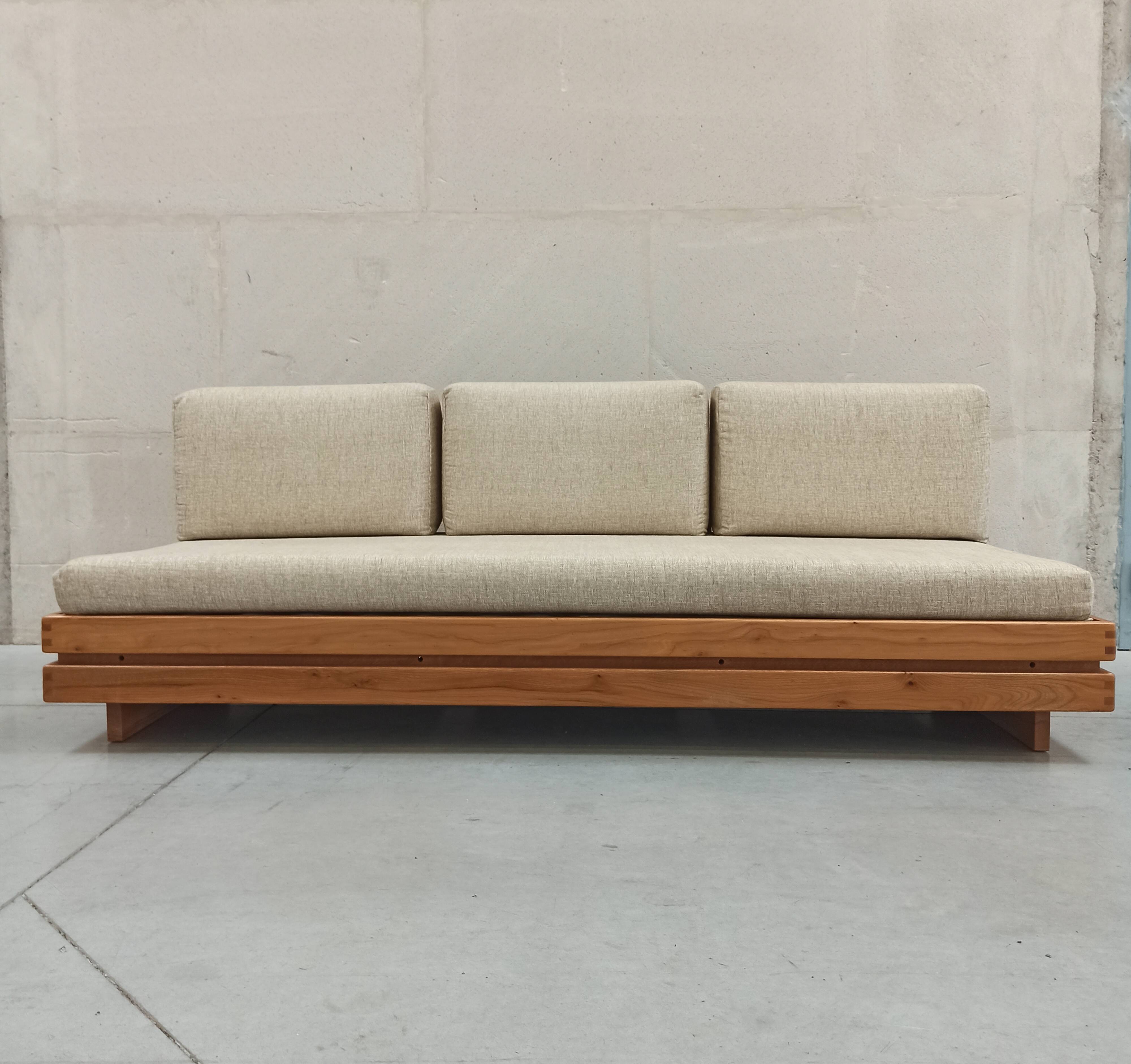 Elm sofa Maison Regain, 60's