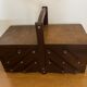 Travailleuse de table vintage