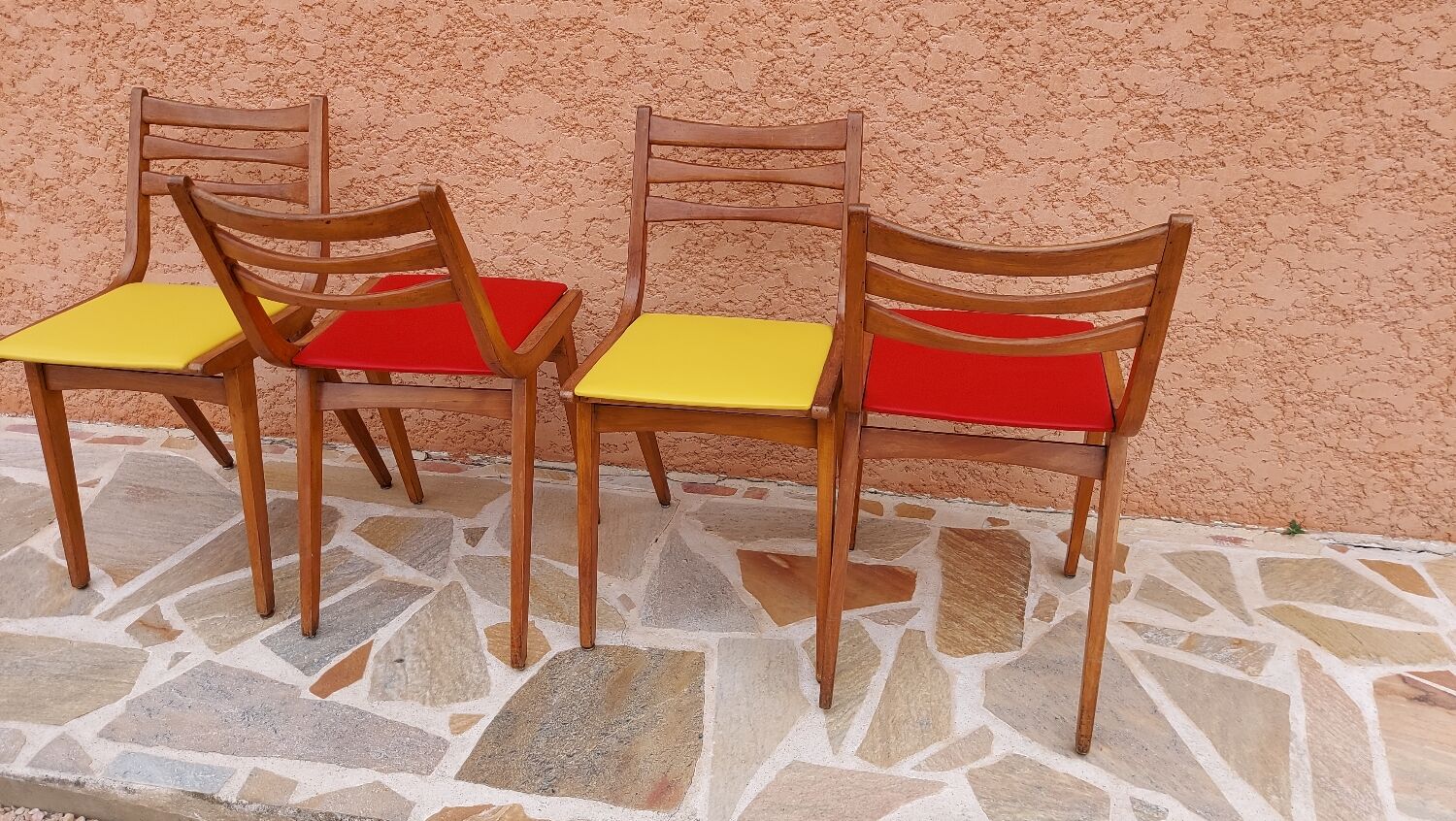 Suite 4 chaises Bistrot scandinave vintage années 1960